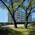 Bright Near The In Apartmán *
