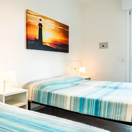 Apartman Bright Near The In